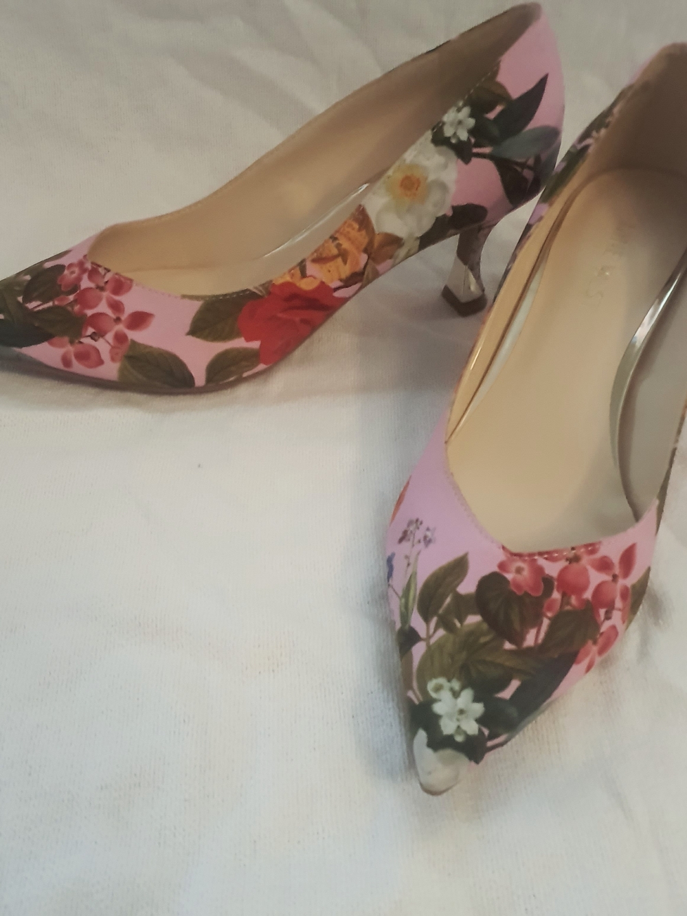 Nine West Pink Floral Pointed-Toe Heels - Picture 7 of 7